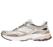 150710 - SKECHERS SLIP-INS: STAMINA SPORT