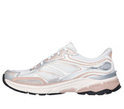 150710 - SKECHERS SLIP-INS: STAMINA SPORT