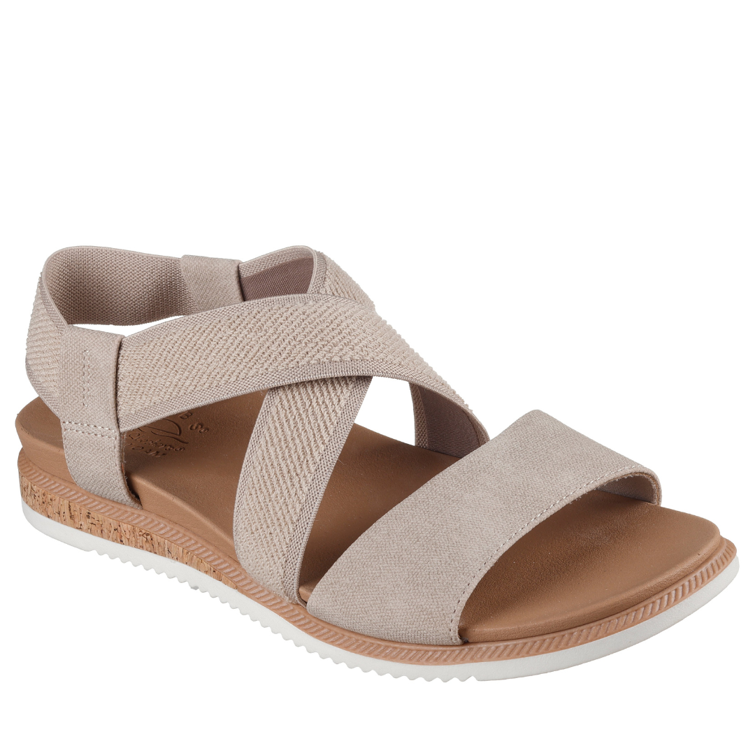 114705 - BOBS DESERT KISS LOW