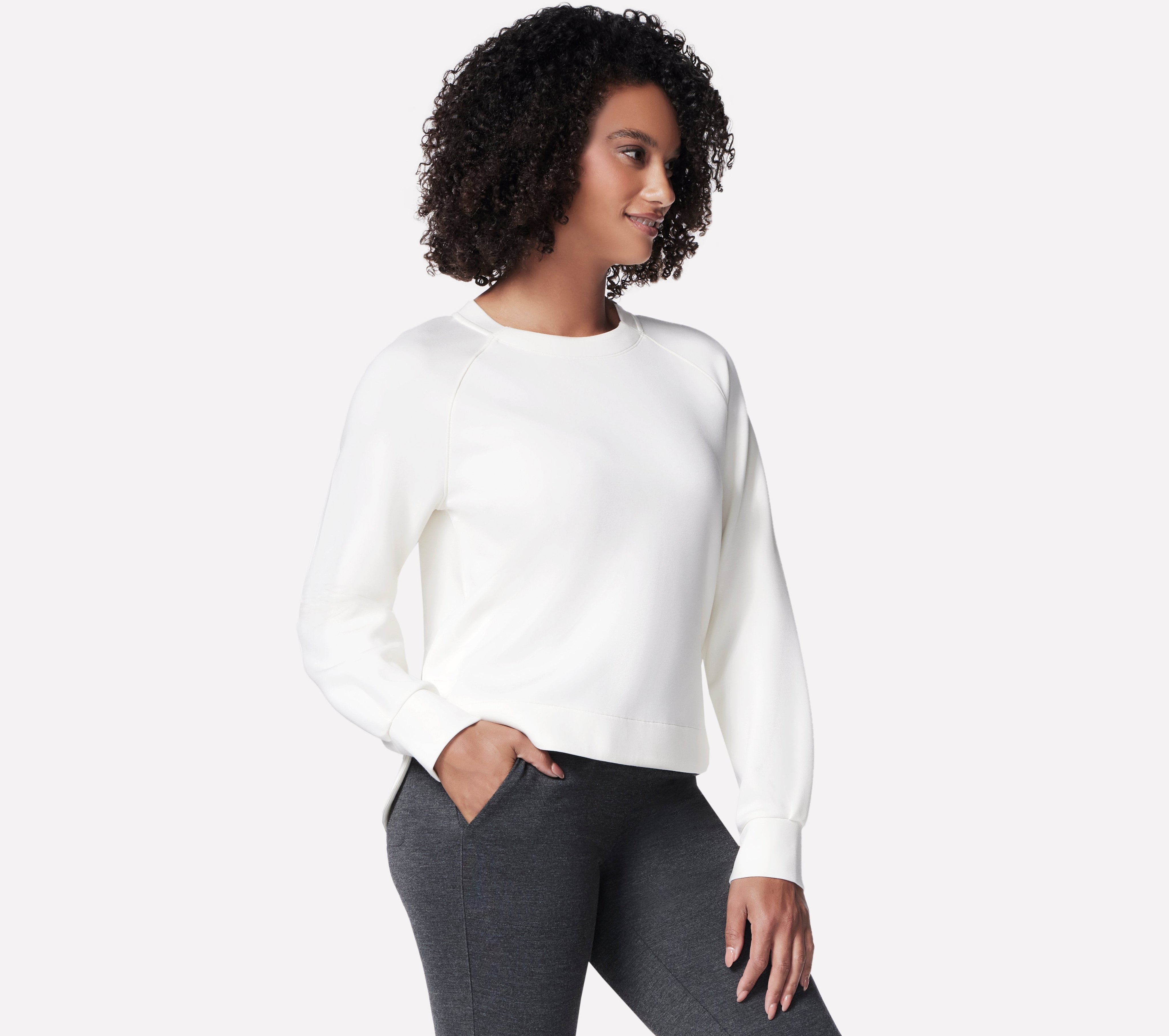LT152 - SKECHERS COZY LUXE CREWNECK