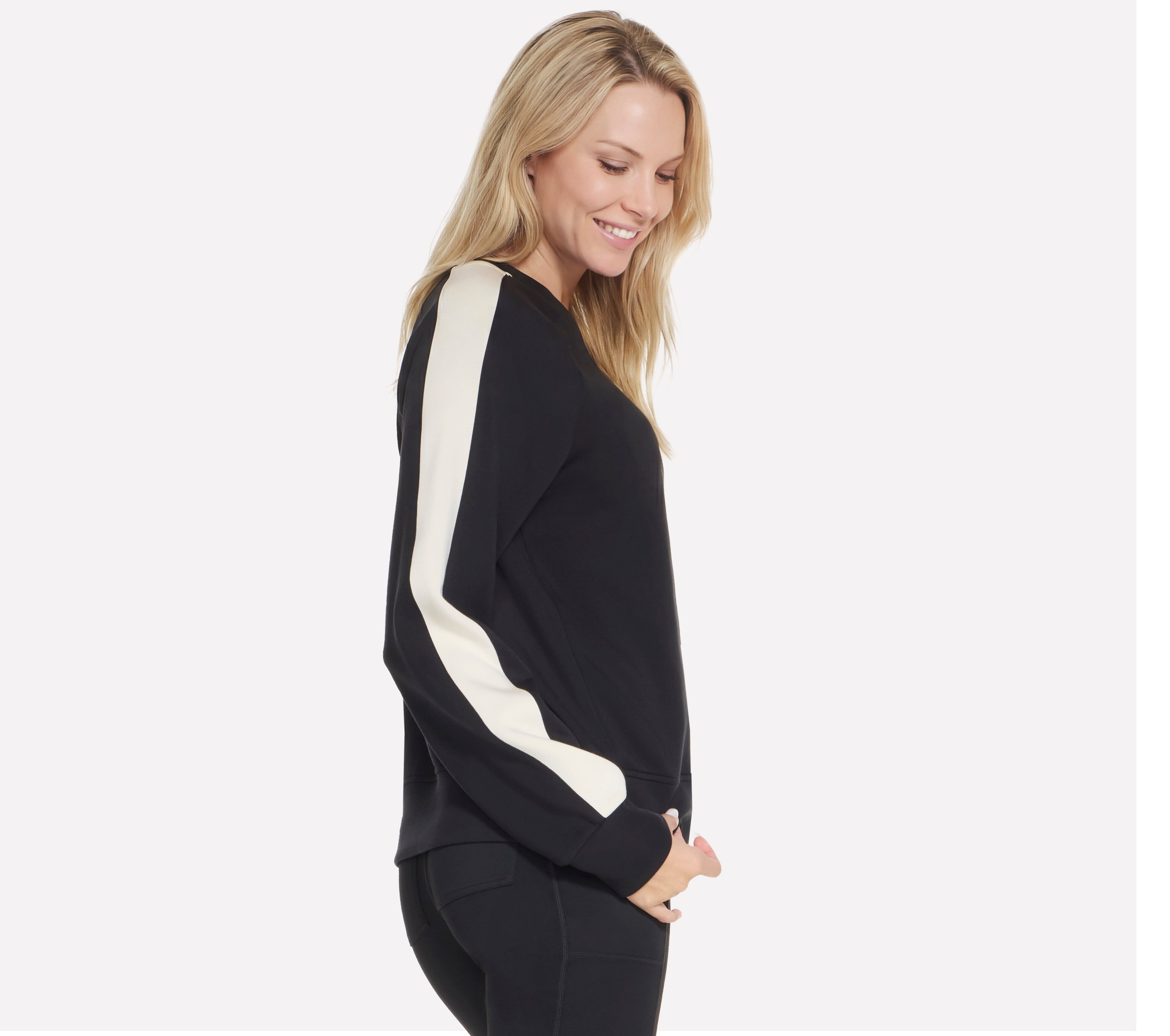 LT272 - SKECHLUXE ELEVATE BLOCKED CREWNECK