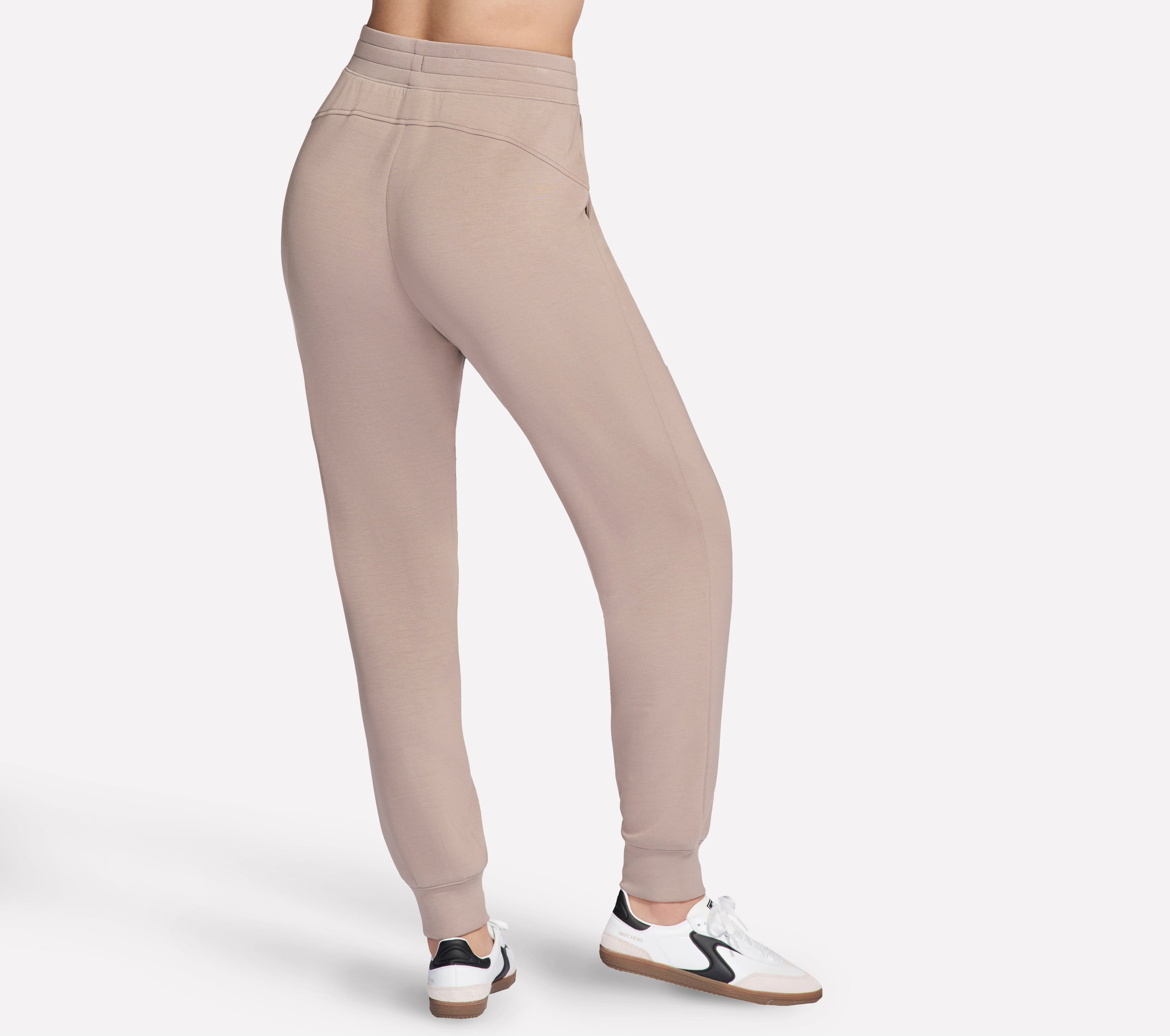 PT149 - SKECHLUXE ELEVATE JOGGER