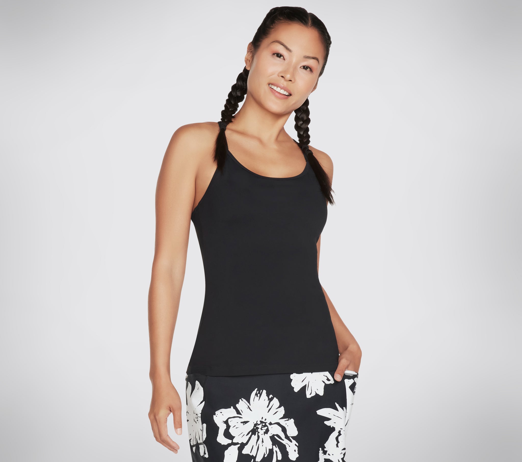 W1TT134 - SKECHERS GO WALK RACERBACK SHELF BRA CAMI