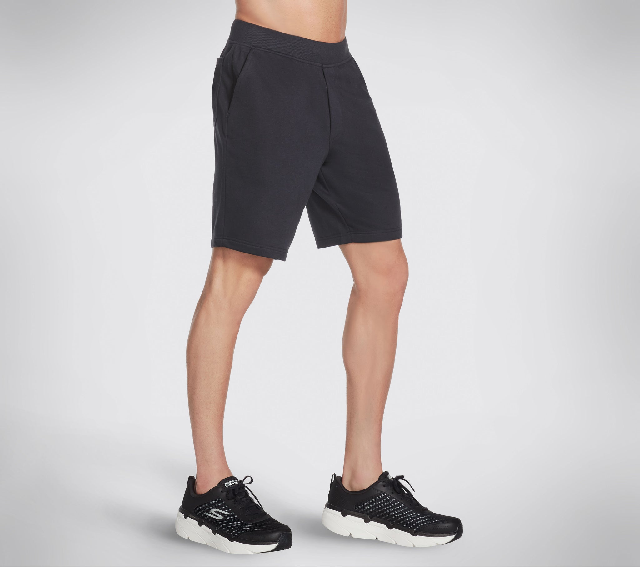 M1SH69 LTGY - SKECHERS APPAREL EXPLORER 9 INCH SHORT - Shoess